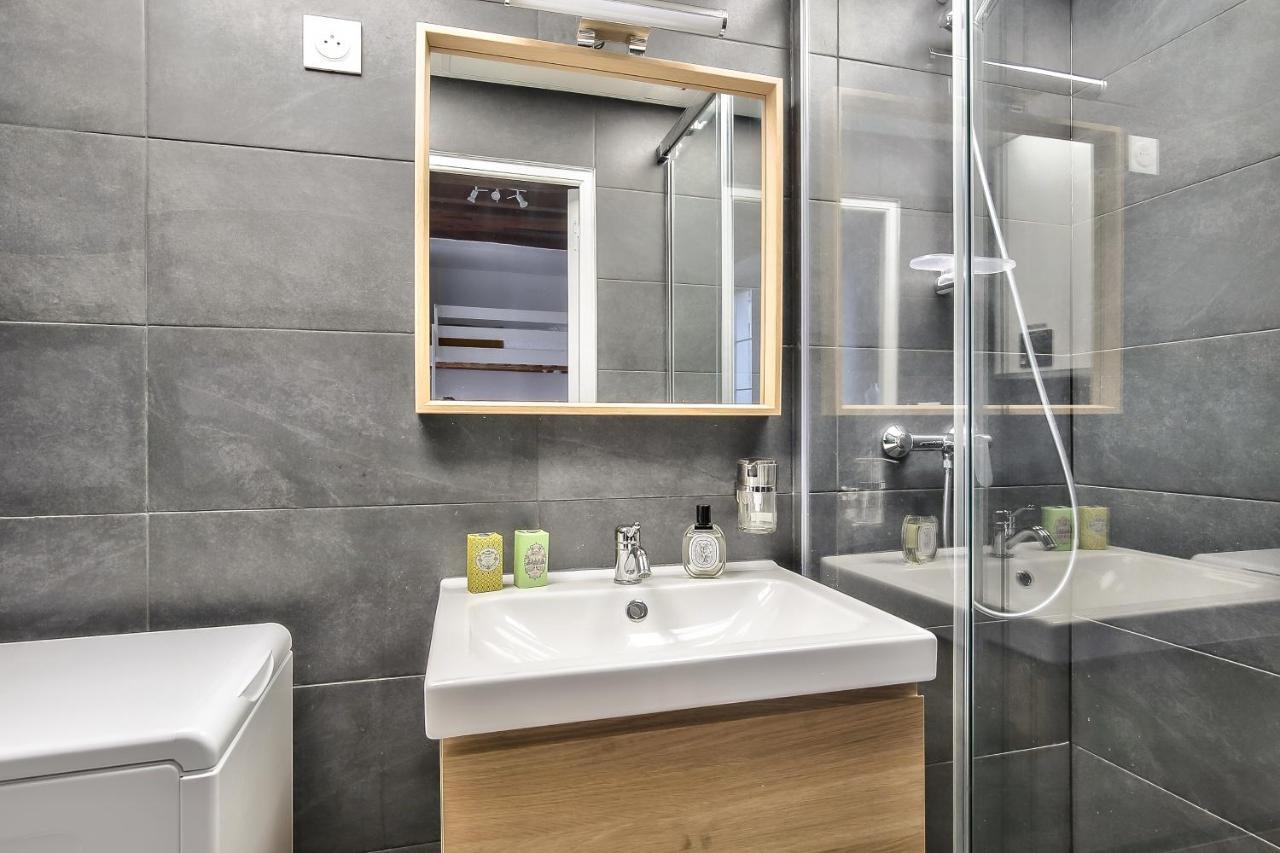 Cosy Mezzanine In The Heart Of Appartement